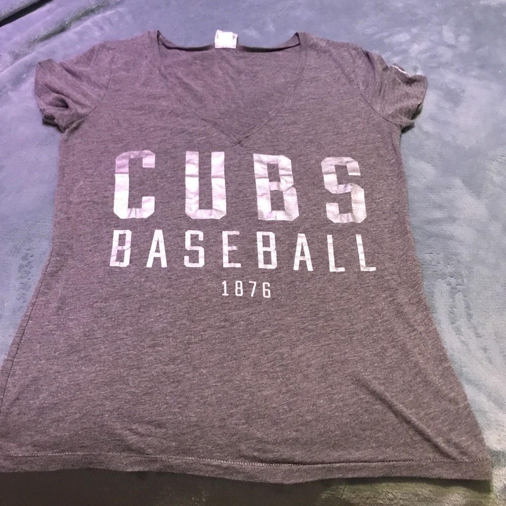 Chicago cubs shirt